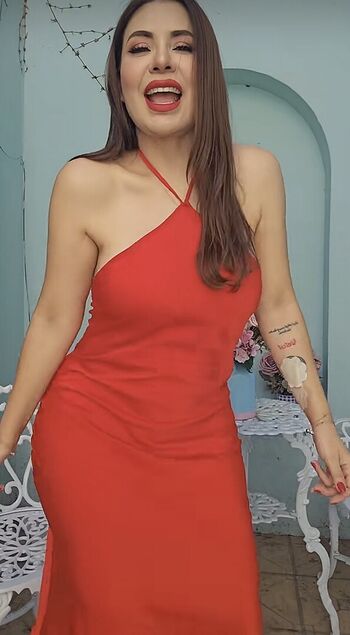 Adriana Tovar