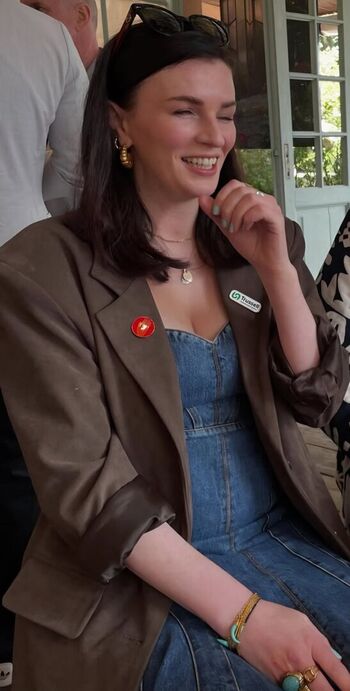 Full leaked Aisling bea private onlyfans photo