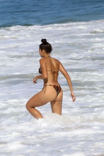Alane Dias