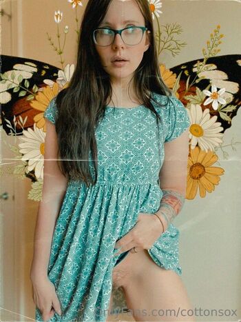Alicecottonsox