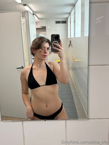 Full leaked Alina shy private onlyfans photo