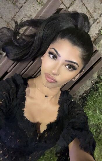 Aliza Shan