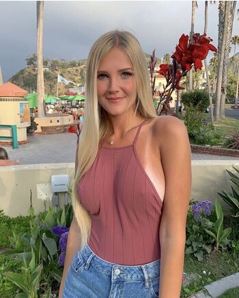 Allie_Dunn