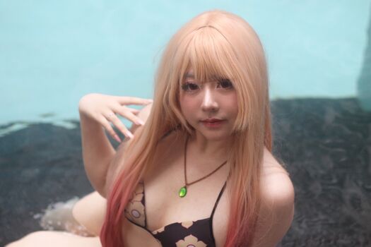 Altariaa_cos