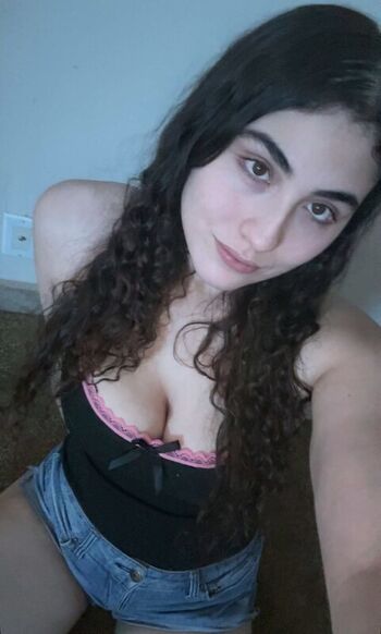 Ameerah Navalua