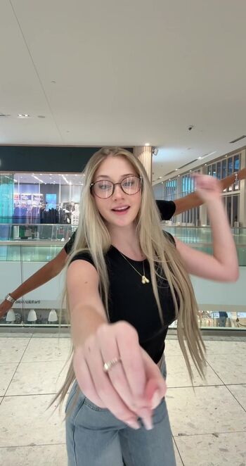 Anabel O'halloran