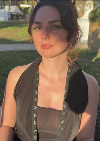 Ania Magliano