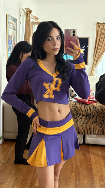Anna Akana