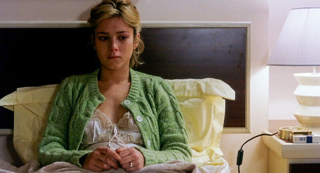 Anna Friel