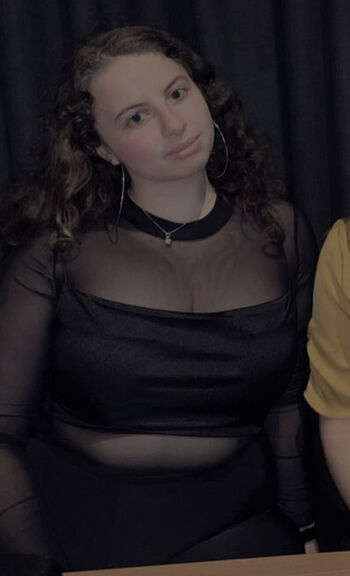 Annabelle R