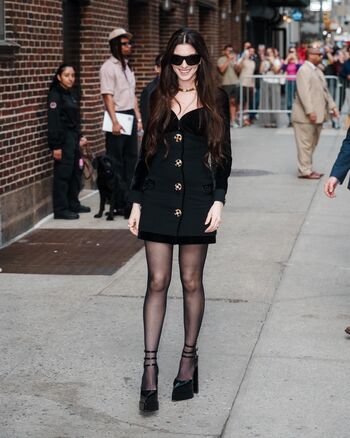 Anne Hathaway