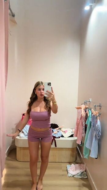 Ariana White