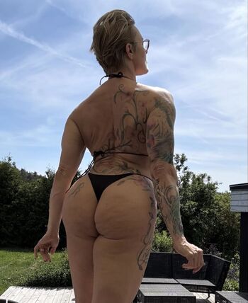 Asa Dzoic
