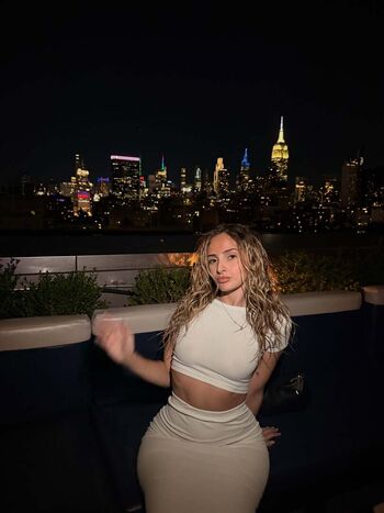 Asia Annunziata