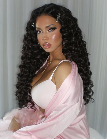 Asia Monet Ray