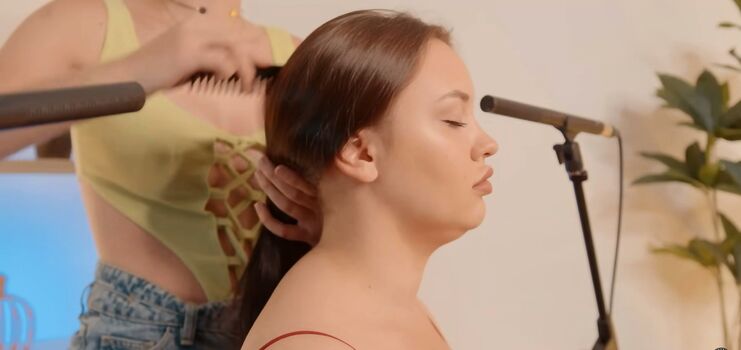 Asmr Barber Lady