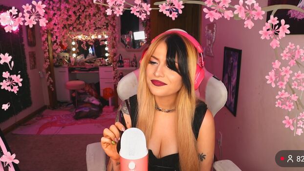 ASMR Shanny