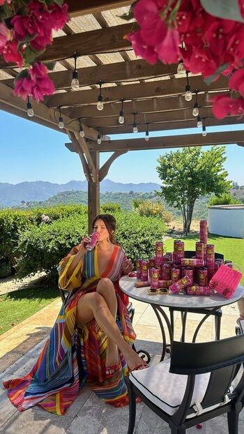 Bella Thorne