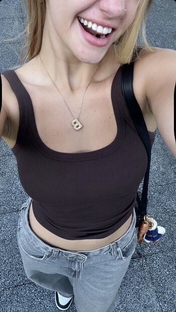 Bia Monteiro