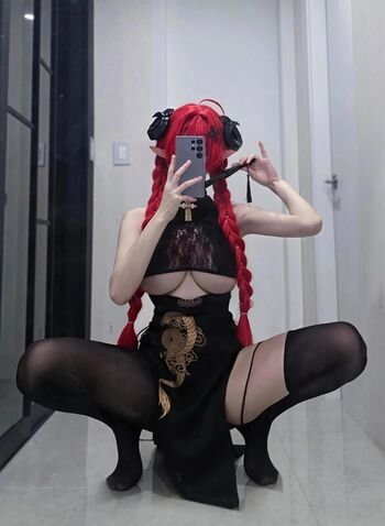 Full leaked Nicole maines/ private onlyfans photo