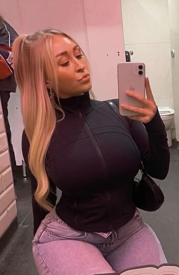 Full leaked Bobbie moore private onlyfans photo