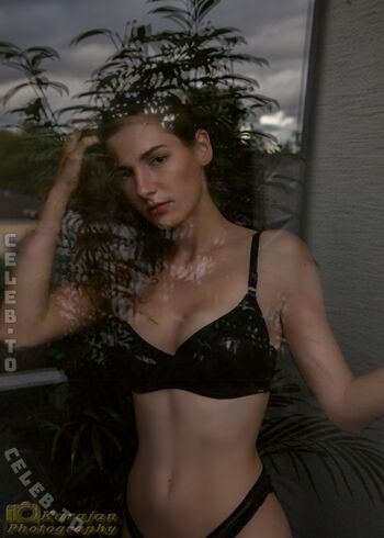 caro_petitemodel
