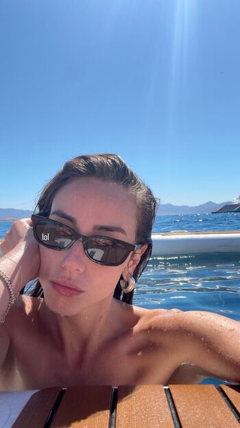 Chloe Bennet