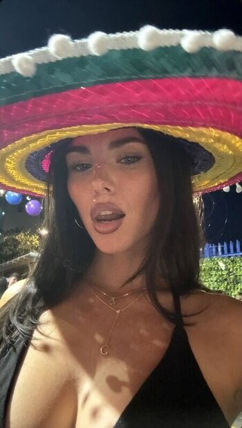 Clarissa Bea