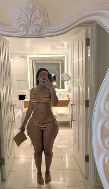 Cleo Cakes
