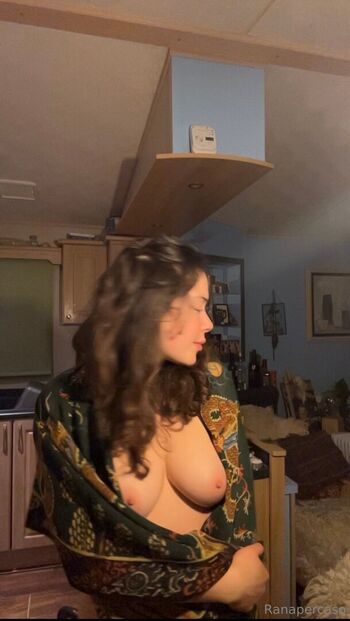 Full leaked Emilia bte/ private onlyfans photo