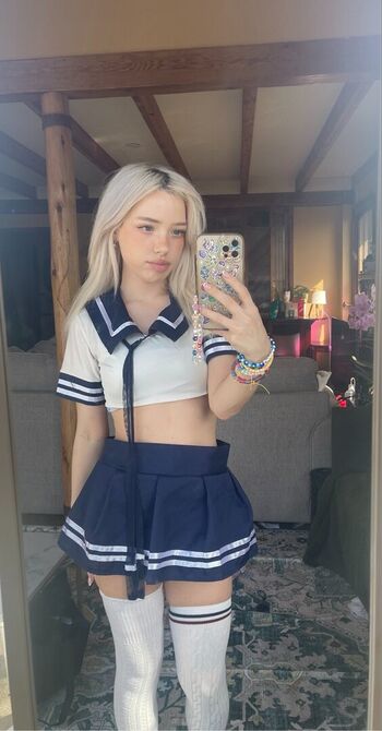 Full leaked Dollblush private onlyfans photo