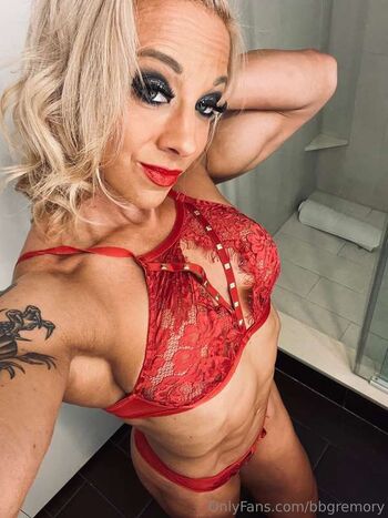 Dr. Layla Mikayla