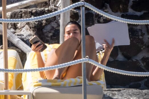 Dua Lipa