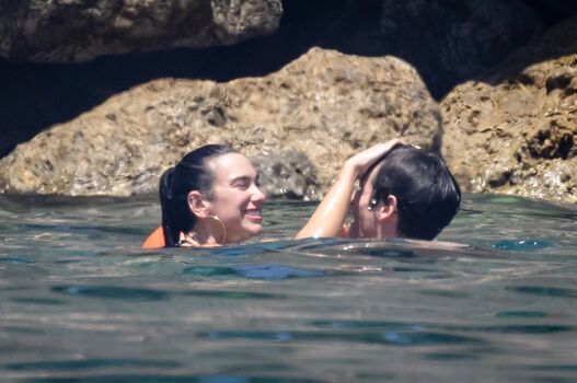 Dua Lipa