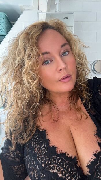 dutchycurves