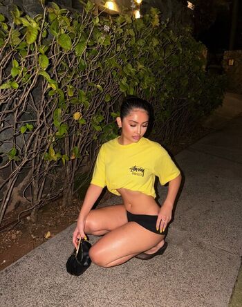 Full leaked Elara private onlyfans photo