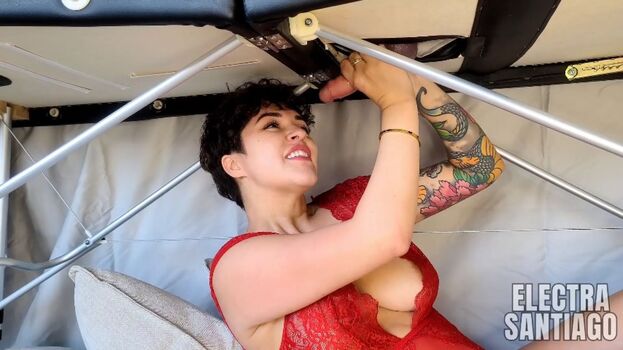 Electra Santiago