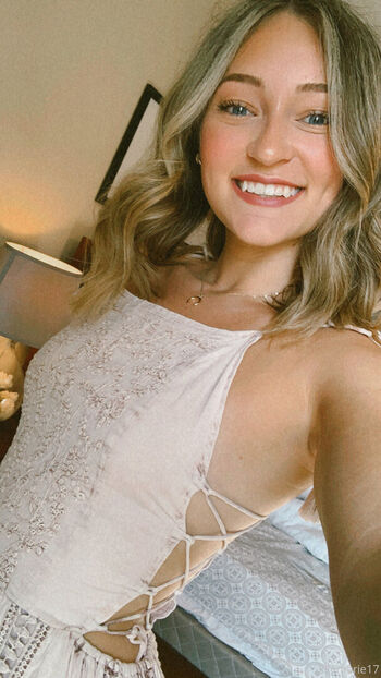 ellemarie17
