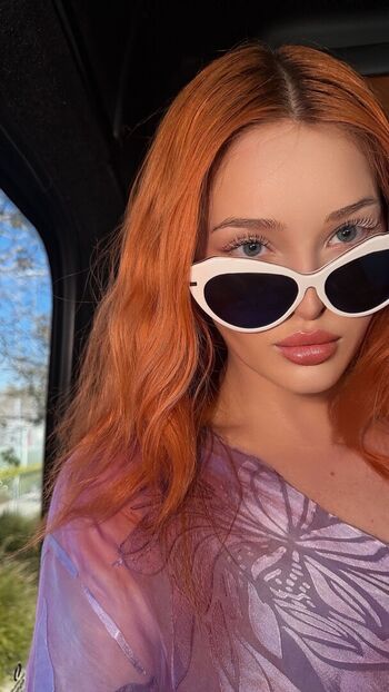 Full leaked Elley duhe private onlyfans photo