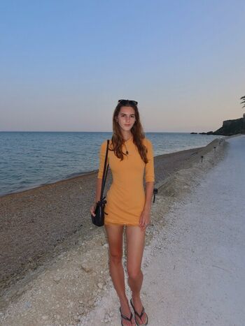 Emily Feld