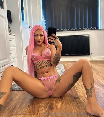 emilywakelingx