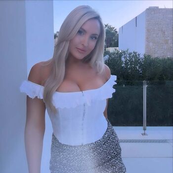Full leaked Emma louise jones private onlyfans photo