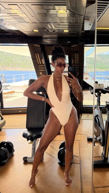 Eniko Hart