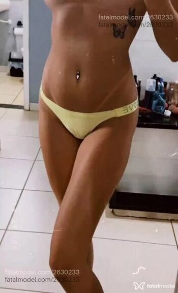 evelyn_karoliny22
