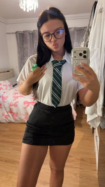 evieschlgirl