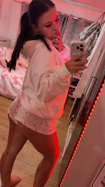 evieschlgirl