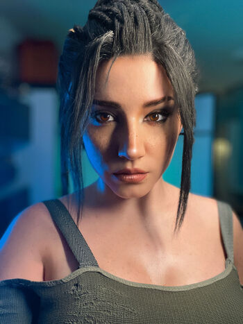 Ezy Summers Cosplay