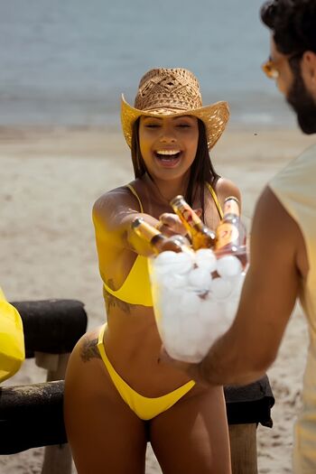 Fernanda Bande