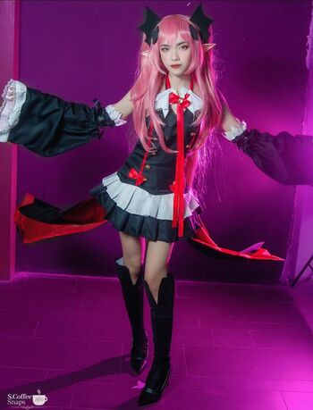 Filipina Cosplayers