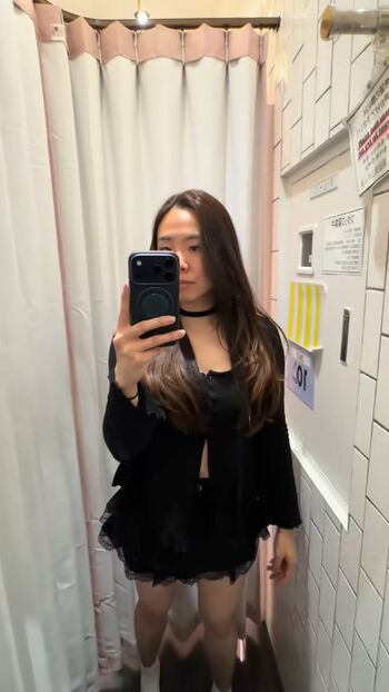 Full leaked Floskeee private onlyfans photo